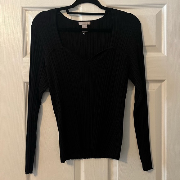 🖤H&M Black Ribbed Long Sleeve Sweetheart Neckline Top Winter Fall Size Medium🖤 - Picture 2 of 9